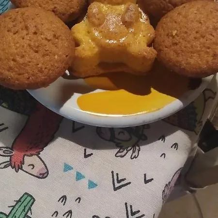 La Casa Nei Pini לינה וארוחת בוקר וירג'יו