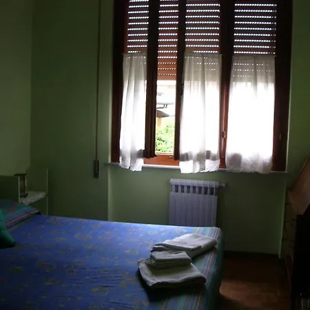 La Casa Nei Pini לינה וארוחת בוקר